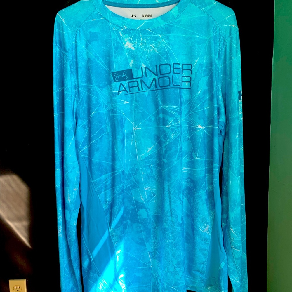 Mens Under Armour long sleeve shirt
